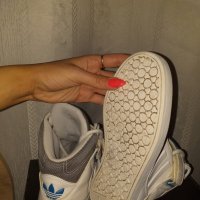 Adidas бели кецове, снимка 5 - Кецове - 24953839