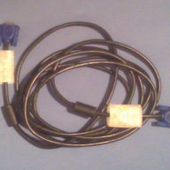 VGA кабел, снимка 2 - Кабели и адаптери - 13879867