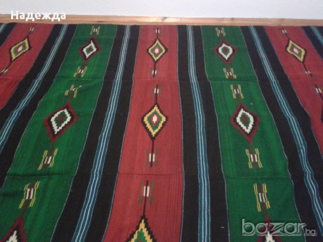 Ръчно тъкан килим от вълна, снимка 2 - Килими - 16312929