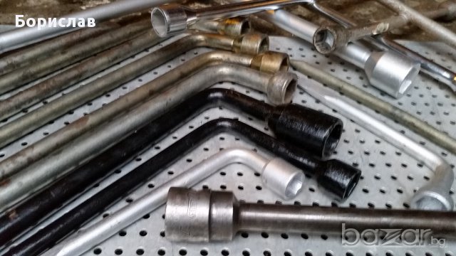 Ключове за гуми, снимка 3 - Ключове - 12755034