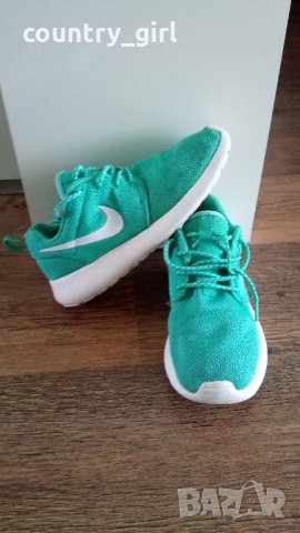 Nike Roshe Run Tropical Twist Trace - страхотни дамски маратонки, снимка 4 - Маратонки - 22363647