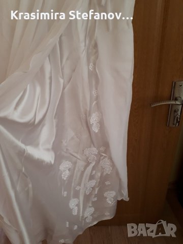 Сватбена бутикова рокля, снимка 7 - Рокли - 22046285