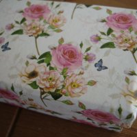 " Рози " - ретро кутийка от Италия, снимка 1 - Декорация за дома - 22463385