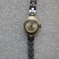 Дамски ръчни часовници Луч Чайка Заря Слава Оливия, снимка 4 - Дамски - 26152589