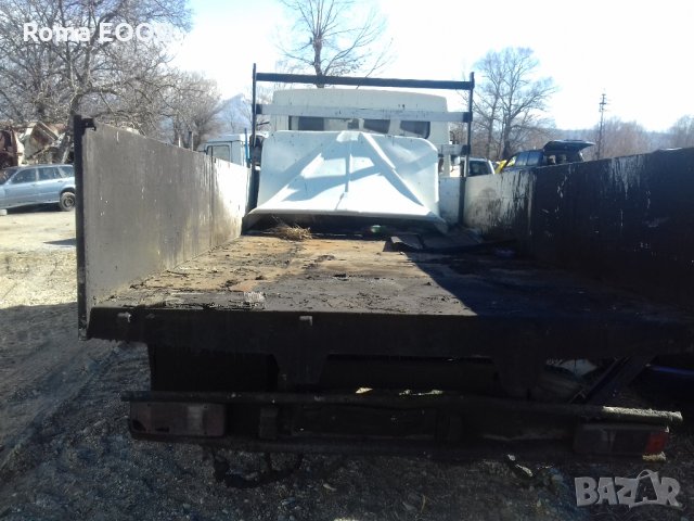 Nissan Eco T 100-3.0/00г/110к.с.-на части, снимка 3 - Камиони - 24525424