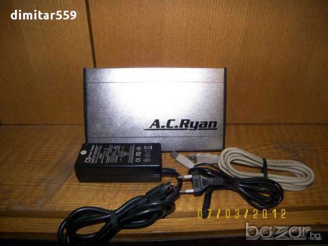  Хард диск външен с кутия и зарядно, снимка 2 - Външни хард дискове - 14945136