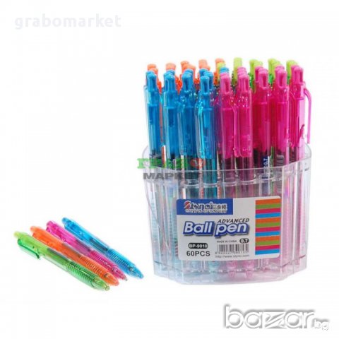 Химикал с цветен корпус, удобен бутон за включване и клипс за закачване. Изработен от PVC материал., снимка 1