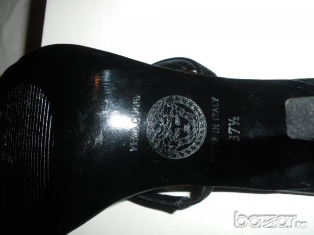 Versace оригинални дамски обувки с кристали Swarovski номер 37,5, снимка 5 - Дамски обувки на ток - 10529844