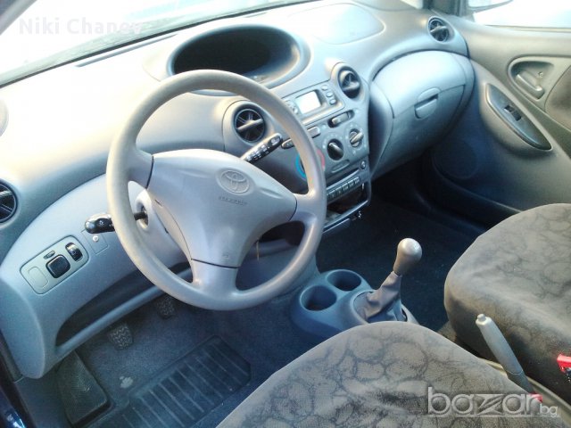 тойота ярис 2002 на части 1000 кубика, снимка 10 - Автомобили и джипове - 13223714