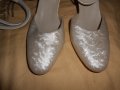 Дамски бели обувки сатен , снимка 7