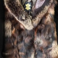 Дамски елек от лисица кафяв, снимка 1 - Палта, манта - 20239541