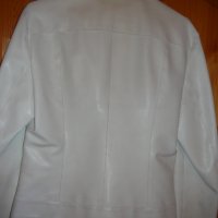 Дамско кожено яке, размер М, снимка 4 - Якета - 24962599