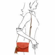 ПРОМО 🍊 TUSCANY LEATHER 🍊 Оригинална плетена дамска чанта от естествена кожа с висулки, снимка 5 - Чанти - 15159002