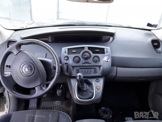 Renault Scenic 1,5 DCI	, снимка 8 - Автомобили и джипове - 22389371