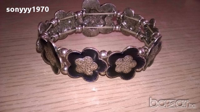 Ретро колекиция масивна гривна-внос швеицария, снимка 3 - Антикварни и старинни предмети - 17361445