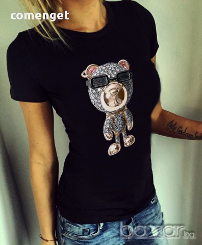 НОВО! Хитова дамска тениска CRAZY DOG с CK принт! Създай модел с твоя снимка!, снимка 1 - Тениски - 13918777