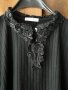 Дамска черна блуза с дълъг ръкав и дантелена яка, снимка 1