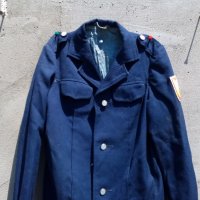 Стара ученическа куртка, снимка 2 - Антикварни и старинни предмети - 22066370
