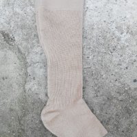 Ново!Оригинален стягащ немски чорап-M/L размер, снимка 1 - Спортни екипи - 17960738