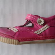 Детски обувки за момиче от естествена кожа с лепенка, ортопедични в розово, снимка 1 - Детски маратонки - 10109172