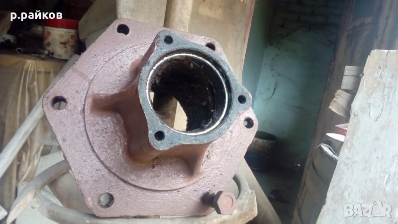 Продавам  джанти за трактор и главини за сеялка, снимка 1