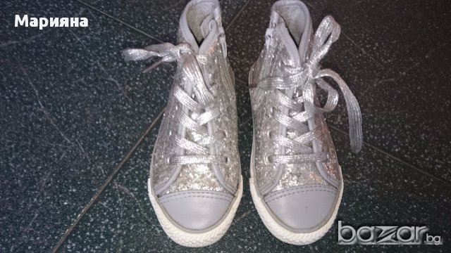 сребристи гуменки, снимка 2 - Детски гуменки - 18179126