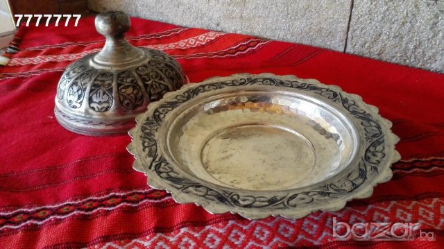 Стар османски сахан с гравюри , снимка 2 - Антикварни и старинни предмети - 20626723