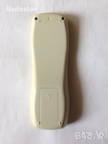 Дистанционо  DVD, снимка 2 - Плейъри, домашно кино, прожектори - 26085145