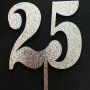 25 години рожден ден твърд плътни числа сребрист брокатен топер украса за торта декор парти, снимка 1 - Други - 23481379