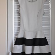 Дамска рокля Черно и Бяло, снимка 1 - Рокли - 18334538