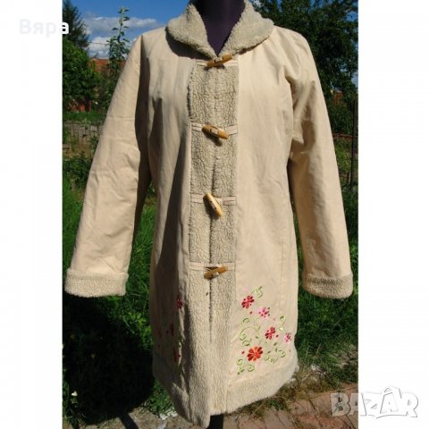 Палто с бродерия цветя!Подходящо за носия и не само!