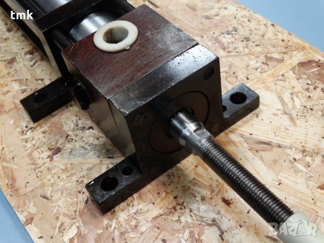 Хидравличен цилиндър ЦР11А 40 550, снимка 2 - Резервни части за машини - 24843423