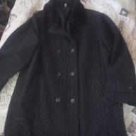 Дамско черна палто” M & S Mode „на елегантни тънки райета с мъхеста яка., снимка 2 - Палта, манта - 18193673