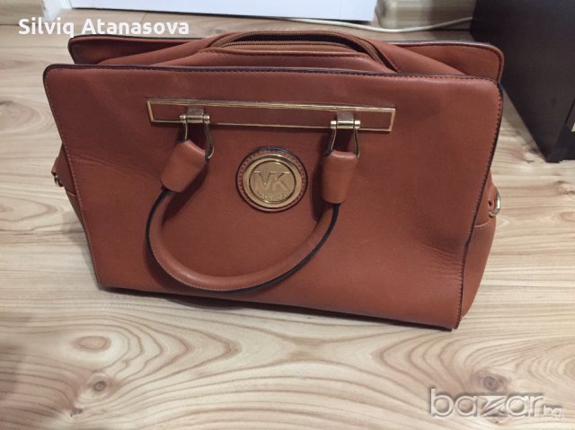 Дaмска Чанта на Майкъл Корс