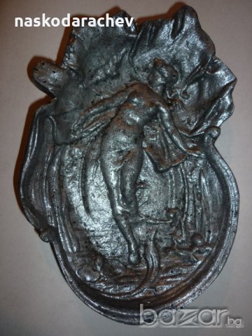 Лят алуминиев пепелник с девойка, снимка 7 - Антикварни и старинни предмети - 20625519