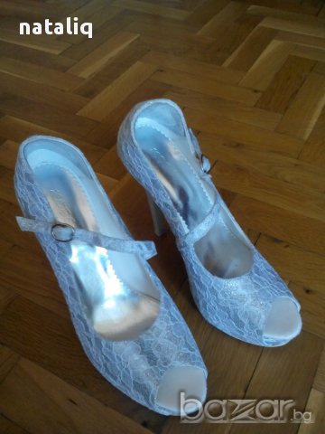 Обувки, снимка 4 - Дамски обувки на ток - 15331962