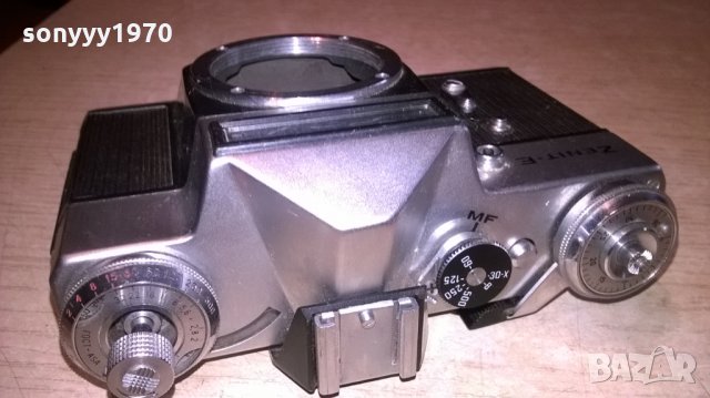 zenit-e АНТИКА-метален ретро фотоапарат, снимка 3 - Фотоапарати - 25399300