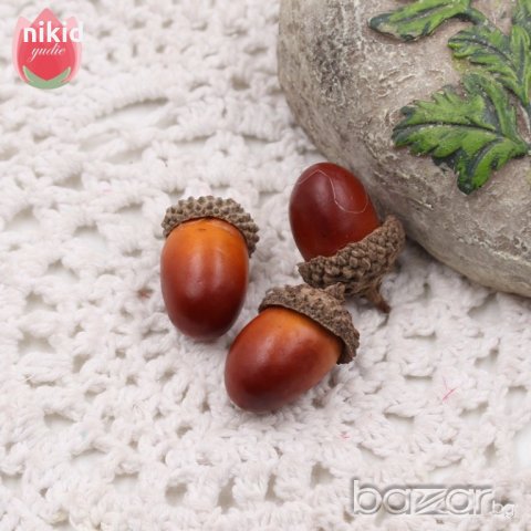 3 бр изкуствени декоративни жълъди жълъдчета за украса и декорация, снимка 2 - Други - 19775885