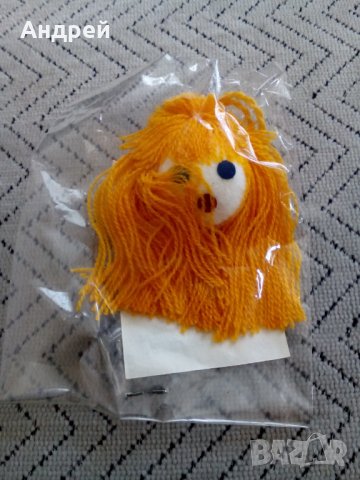 Стар сувенир кукла