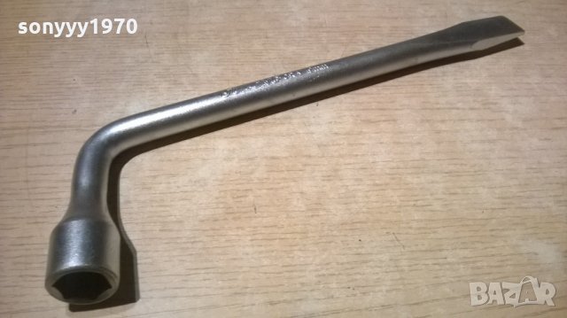 нов ключ за гуми-19мм