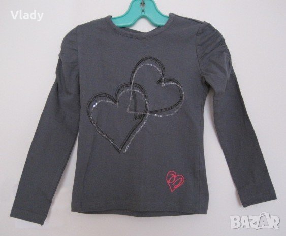 Сива блузка с две сърчица, снимка 1 - Детски Блузи и туники - 24373799
