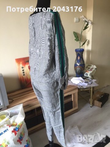 Блуза и панталон на Zara, снимка 3 - Комплекти - 22587907