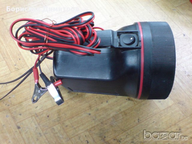 Продавам led фенер / подвижна лампа за кола 12 V , снимка 2 - Аксесоари и консумативи - 17564698