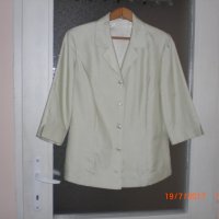 продавам  дамска риза-сако.внос от Германия, снимка 2 - Ризи - 18843432