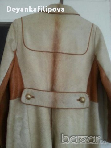 Манто от естествена кожа и косъм пони.