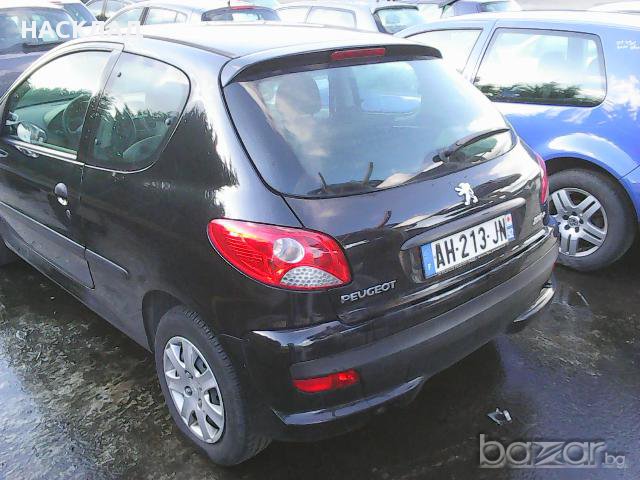 Peugeot / Пежо 206+ 1.1i/1.4HDI 2009-2013 г., снимка 3 - Автомобили и джипове - 10062776