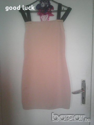 Продавам нова красива бандажна рокля,размер М.Цена 25лв., снимка 2 - Рокли - 18874010