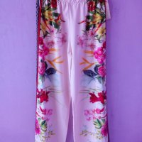 Сатенен панталон със флорални мотиви в бледо розов цвят, снимка 6 - Панталони - 25642902