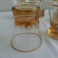 Стъклени чаши с златен кант и гравюра, снимка 3 - Антикварни и старинни предмети - 23519045