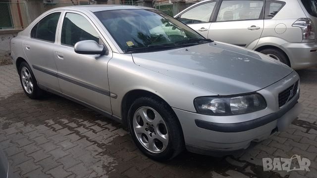 Volvo S60 2.4 D5 (На Части), снимка 3 - Части - 25364730